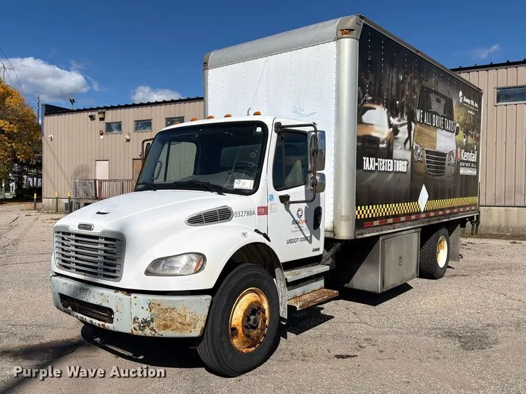2003 Freightliner Business Class M2 box truck