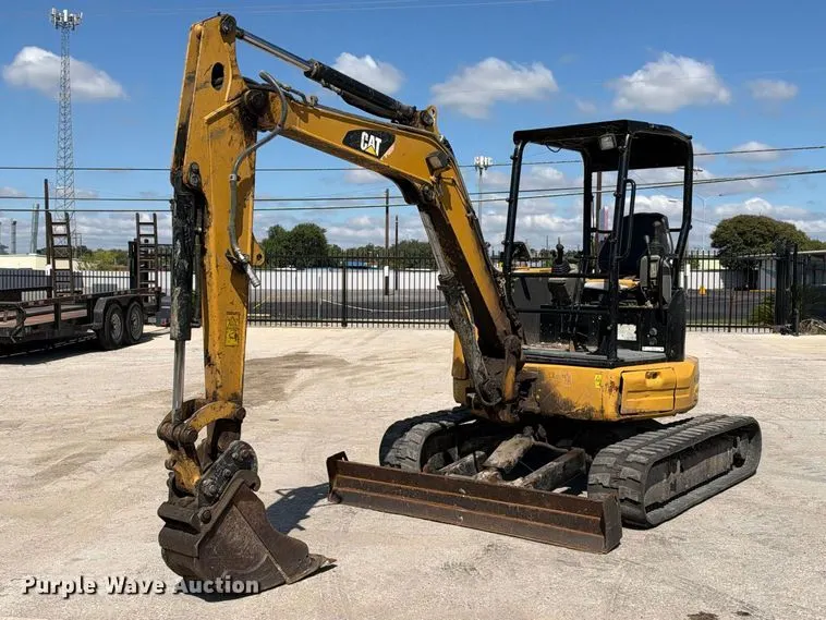2017 Caterpillar 304E2 CR mini excavator