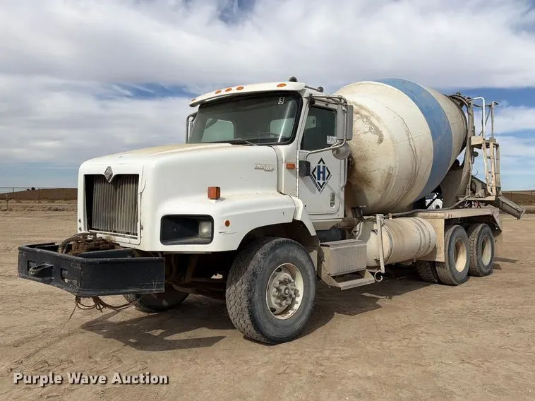 2007 International DF567 ready mix truck