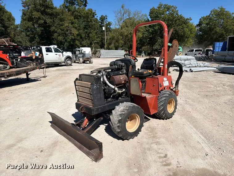 Ditch Witch RT40 trencher