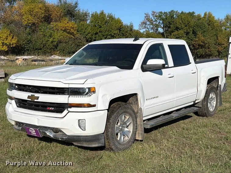 2017 Chevrolet Silverado 1500 Crew Cab pickup truck