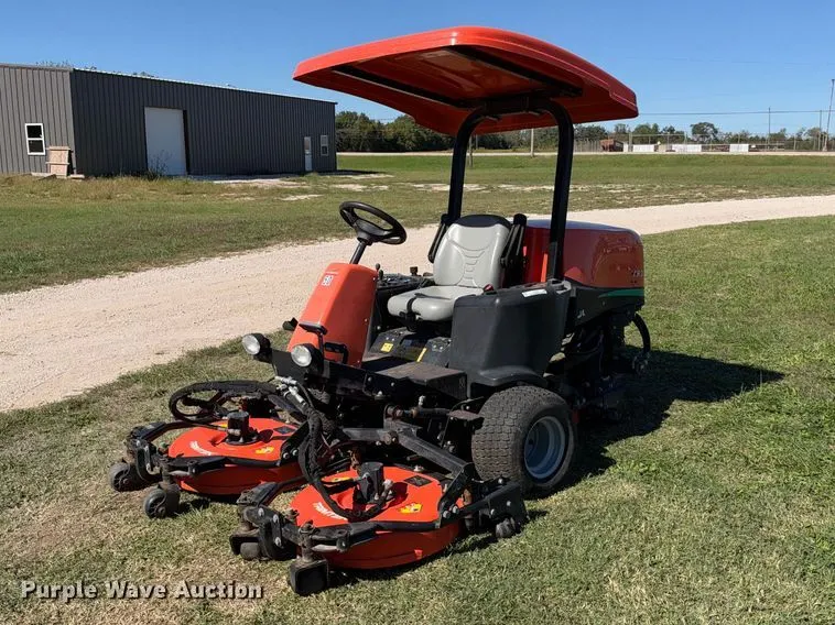 Jacobson AR3 greens mower