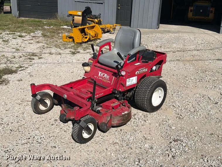 Country Clipper SR354 ZTR lawn mower