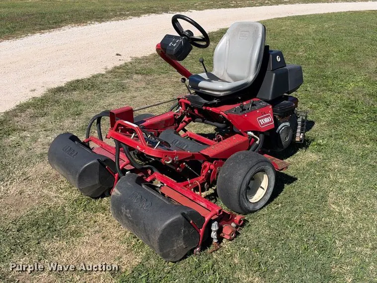 Toro Greens Master reel mower