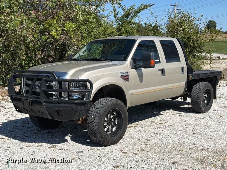 2008 Ford F350 Super Duty Crew Cab flatbed pickup truck