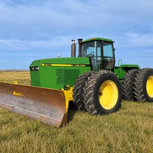 1992 John Deere 8760 4WD Tractor w/ 12' Degelmen Blade