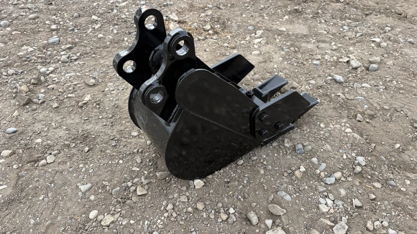 Unused Mini Excavator 8" Toothed Bucket