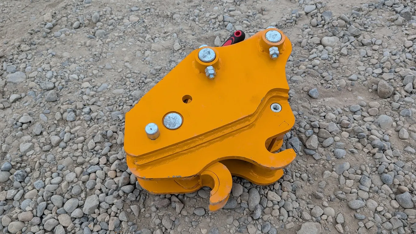 Unused Excavator Quick Hitch K302