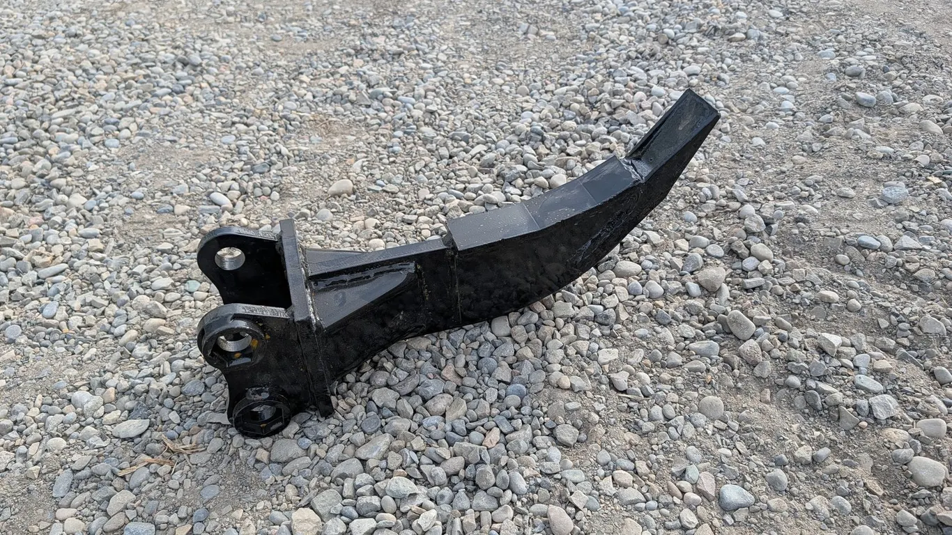 Unused 2026 Mini Excavator 2" Ripper