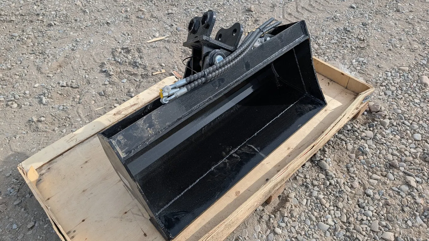 Unused 2026 32" Mini Excavator Bucket