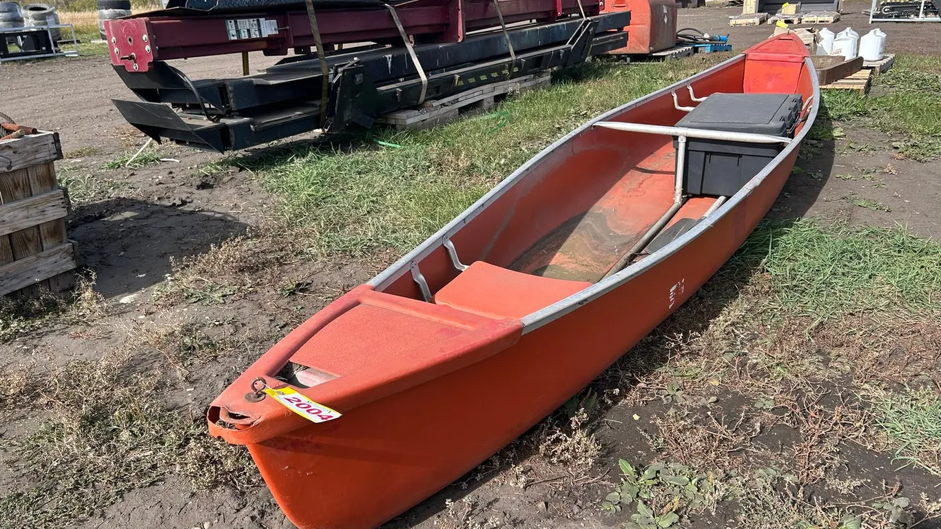 18FT Poly Canoe