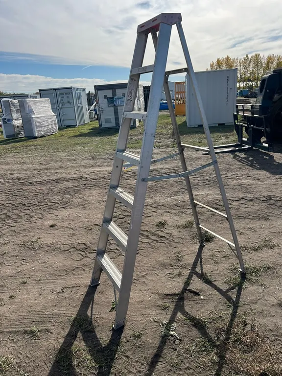 7FT Aluminum Step Ladder