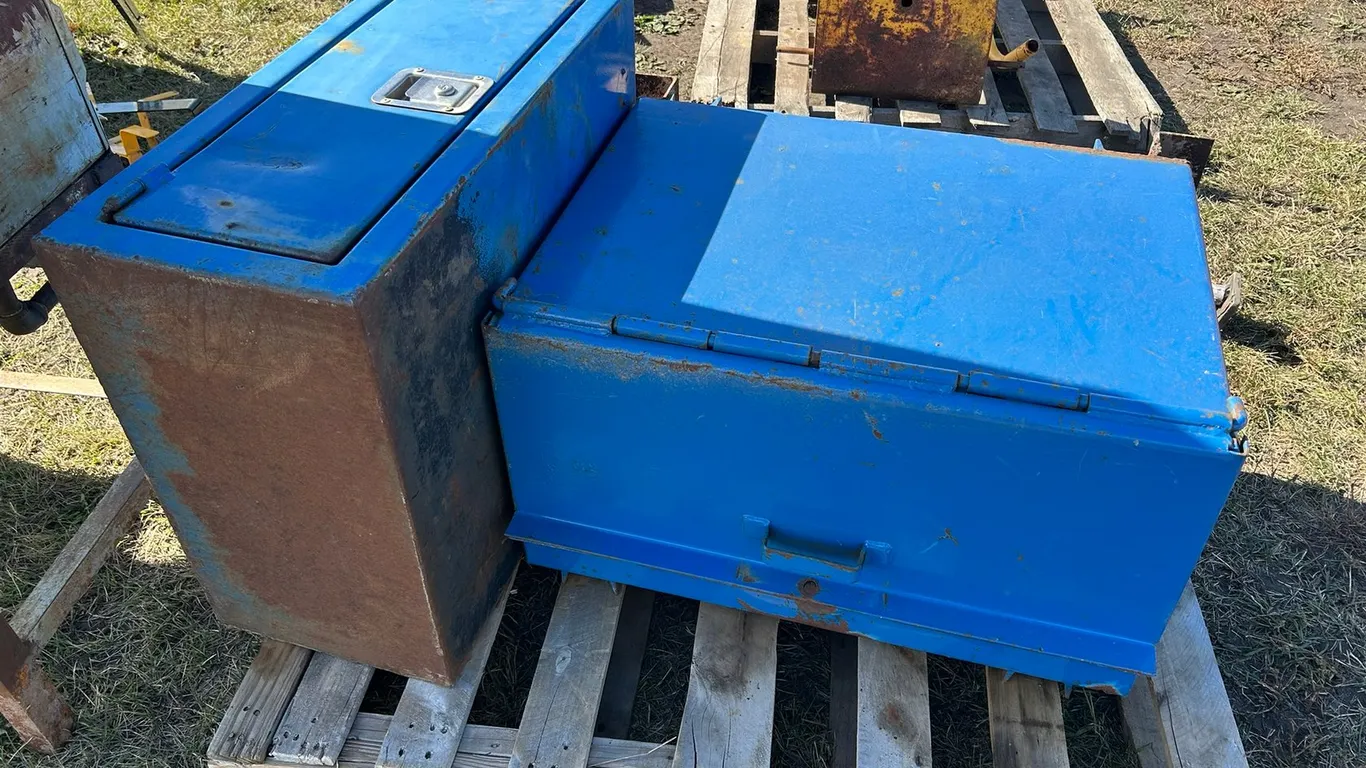 Steel Large Truck Tool Boxes 30"x24"x13" & 30"x17"x22"
