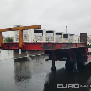 Giles, 3 Axle Low Loader Trailer, Hydraulic Ramps, Out Riggers, 19.5 Wheels 