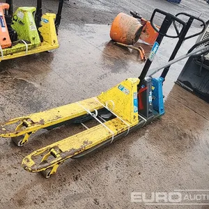 Pallet Truck (3 of) 