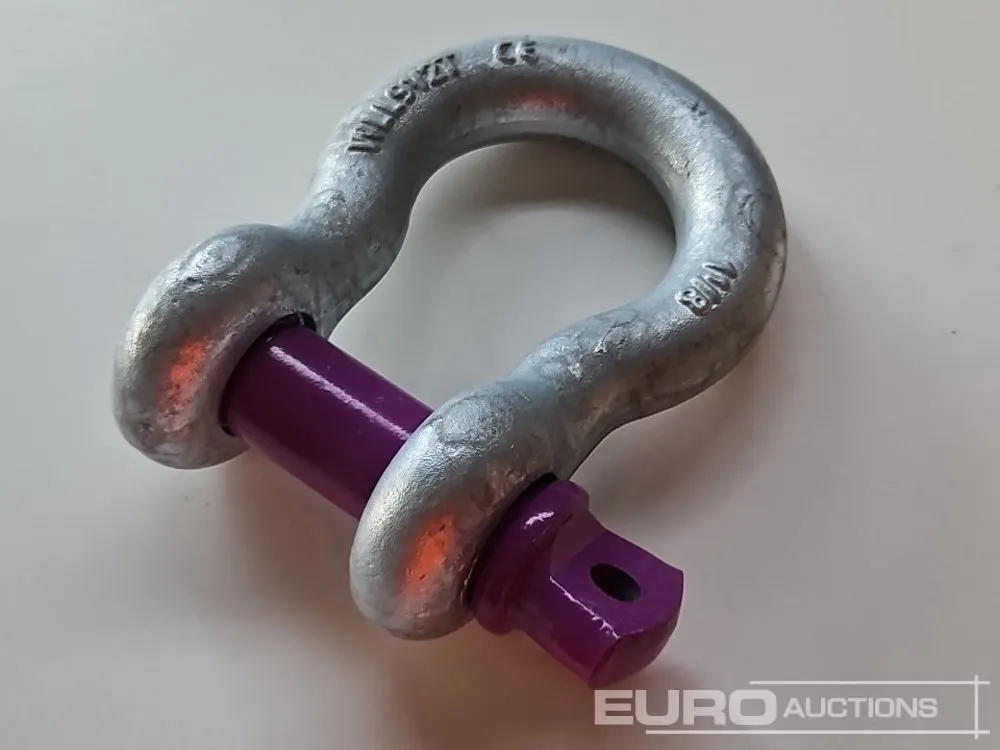 Unused 1-1/8" Bow Shackle (8 of)