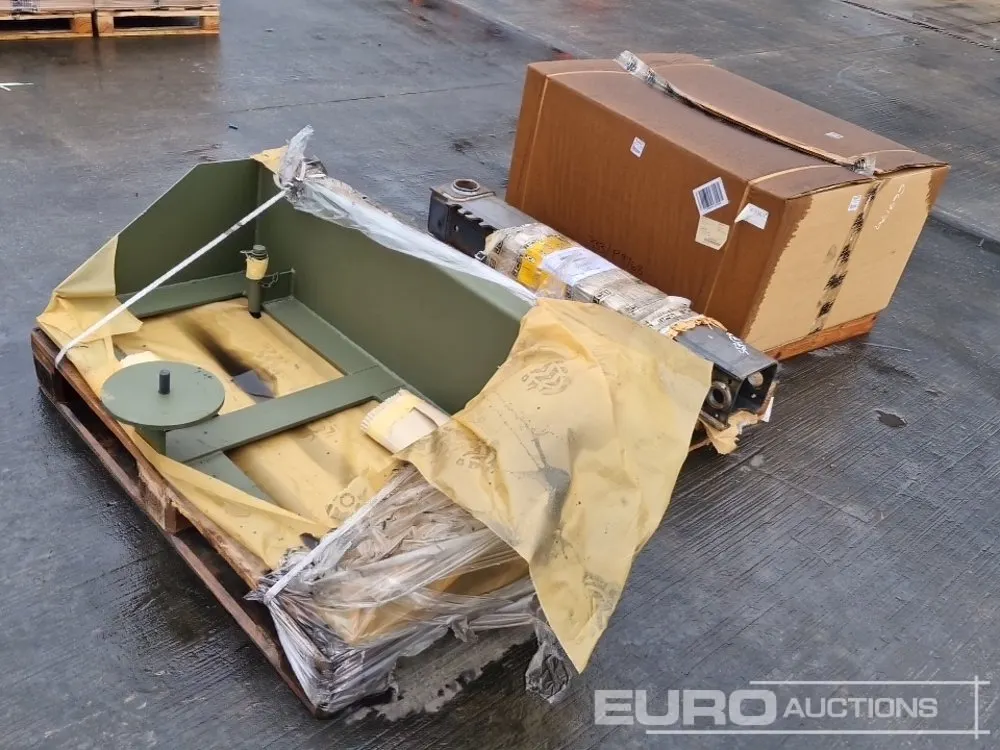 Unused JCB Rear Lower Fender, Stabiliser Housing, Spare Wheel Carrier