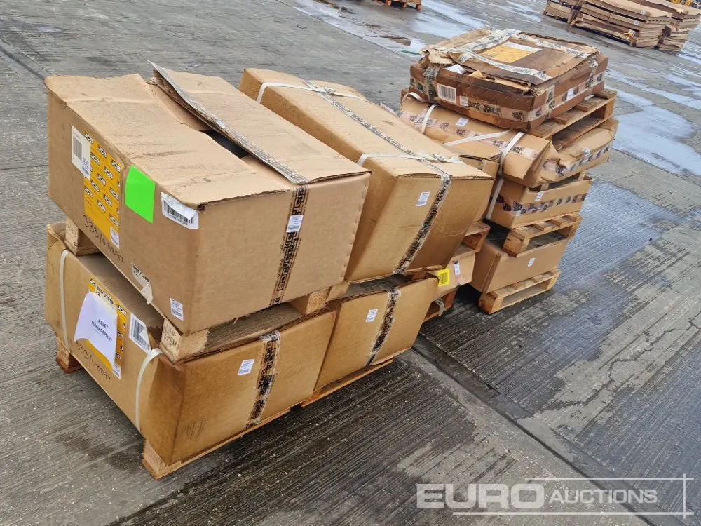 Unused JCB Hydraulic Oil Cooler (4 of), Guard Support Bracket (4 of), Oil Bath Mounting Bracket (2 of)