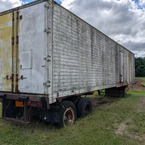 Strick 40' Semi Trailer
