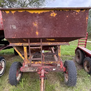 Farm King Gravity Box