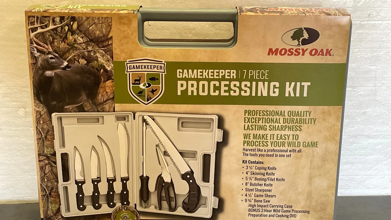 Mossy Oak Gamekeeper 7 Piece Processing Kit with Case