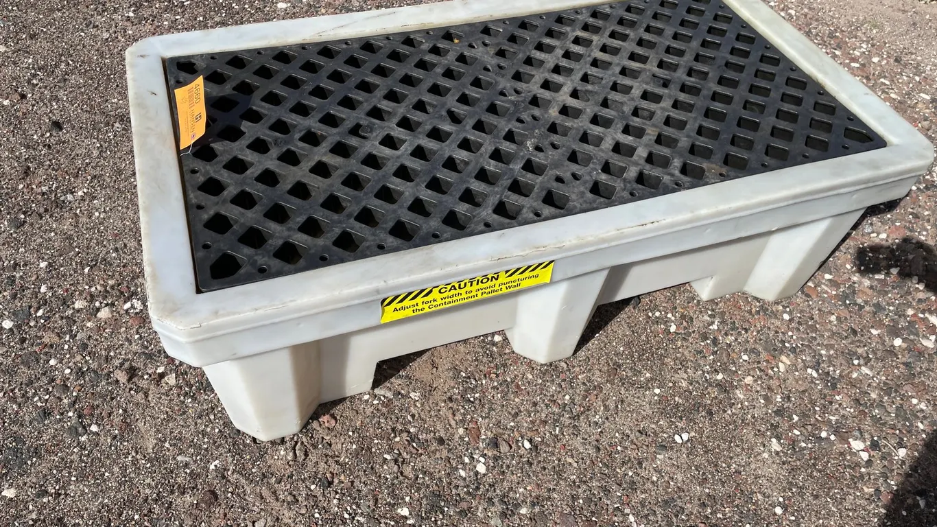 Spill Containment Bin
