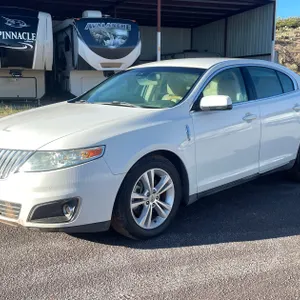 2010 Lincoln MKS