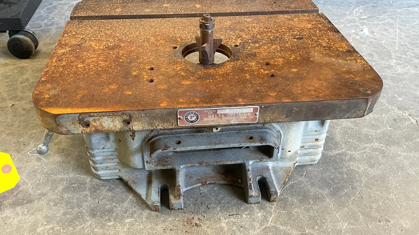Rockwell Table Router