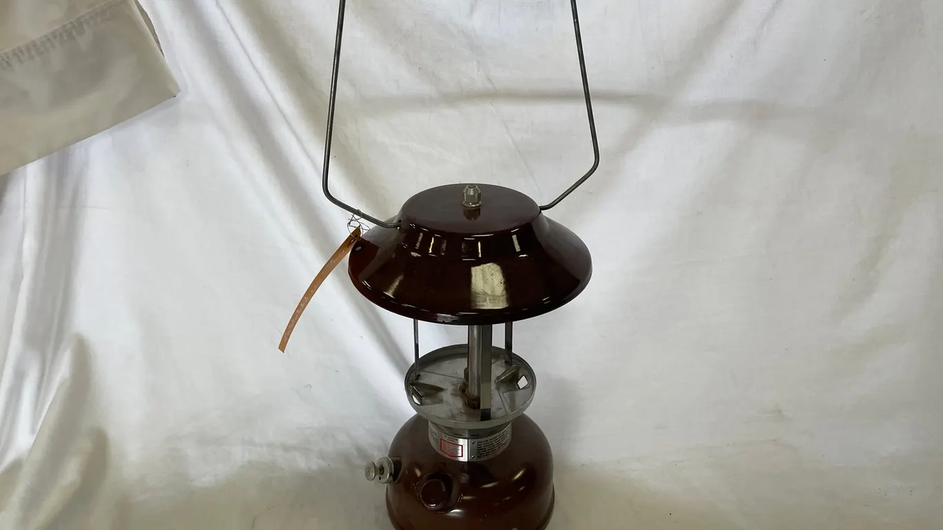 Coleman 275 Lamp