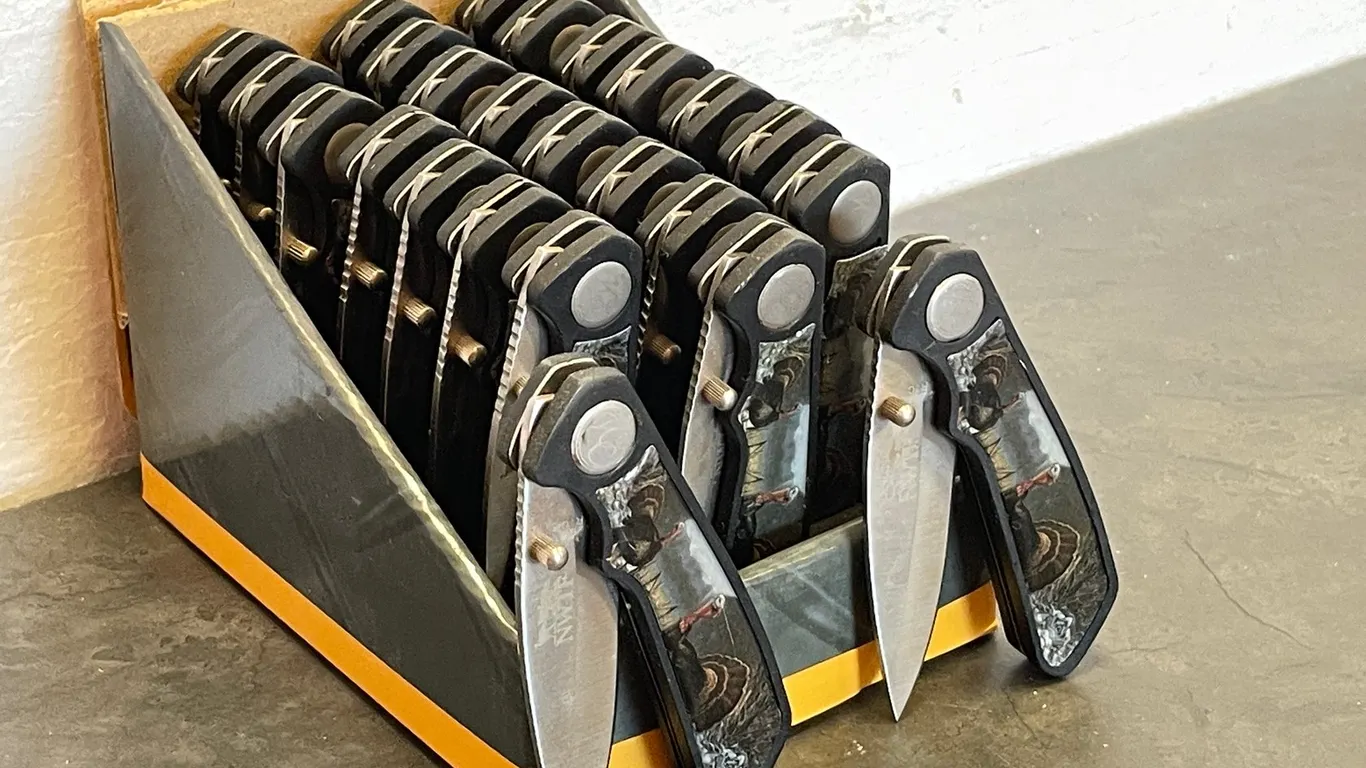 NWTF (24) Pocket Knife Set