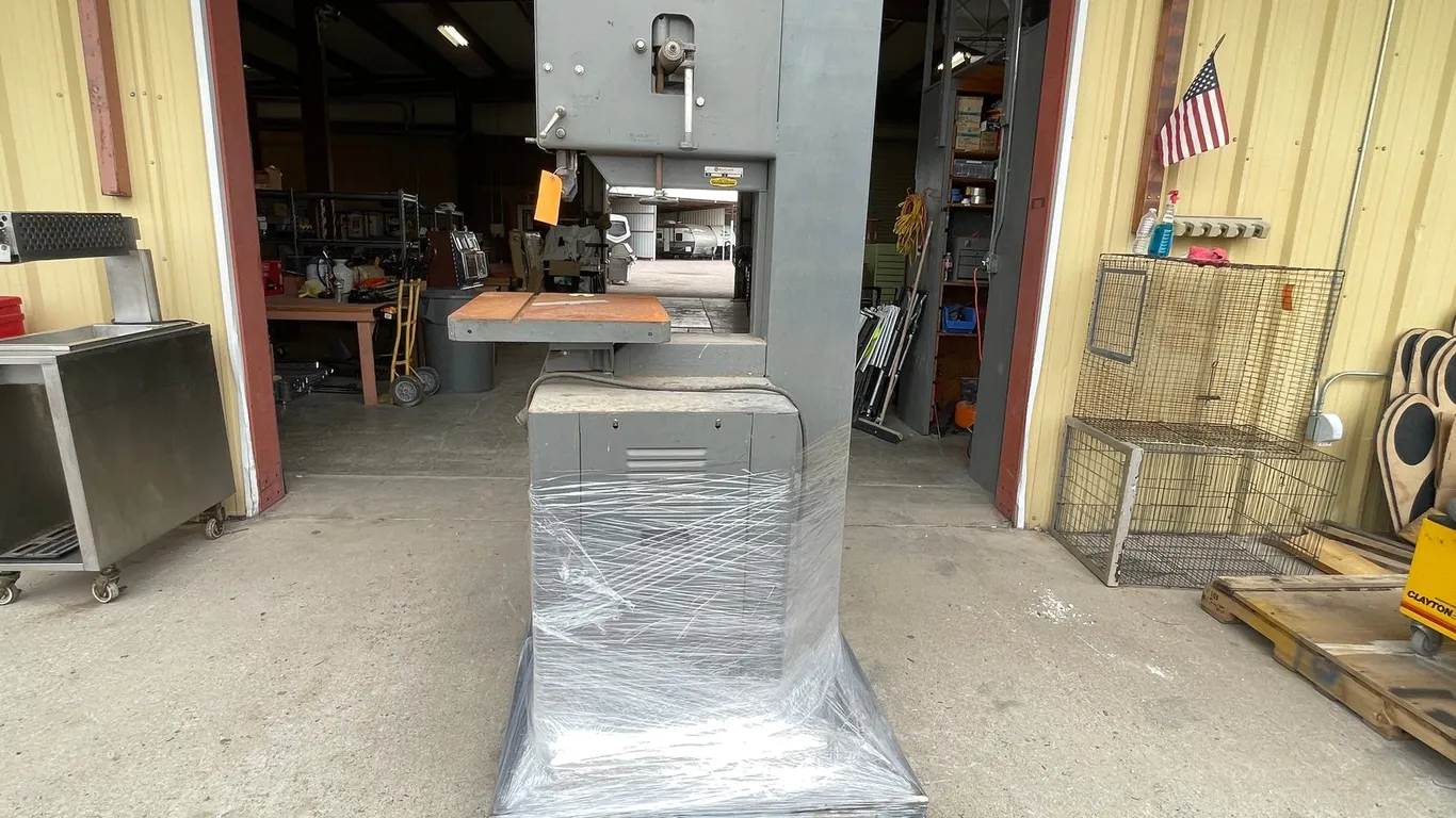 Rockwell Delta Bandsaw