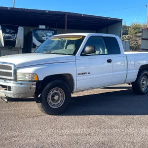 2001 Dodge Ram (NM Title in Delay)