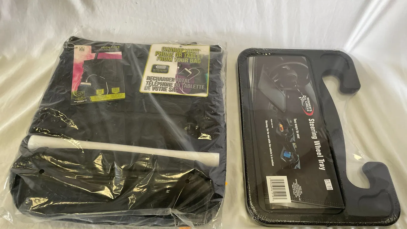 Steering Wheel Tray and Tech Tote