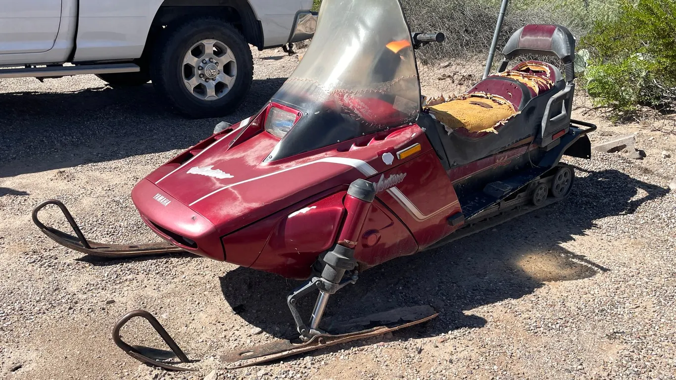 Yamaha Venturo Snowmobile
