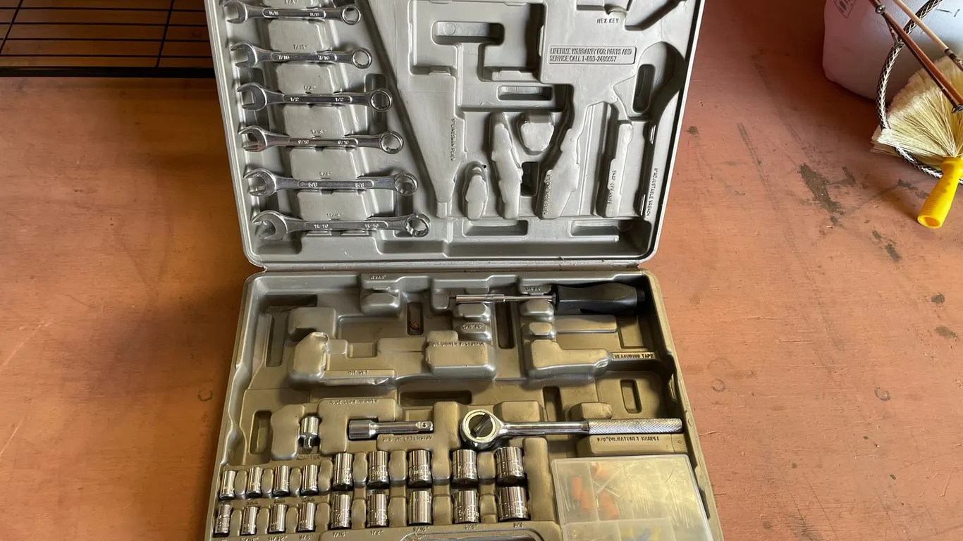 Home Repair Tool Set
