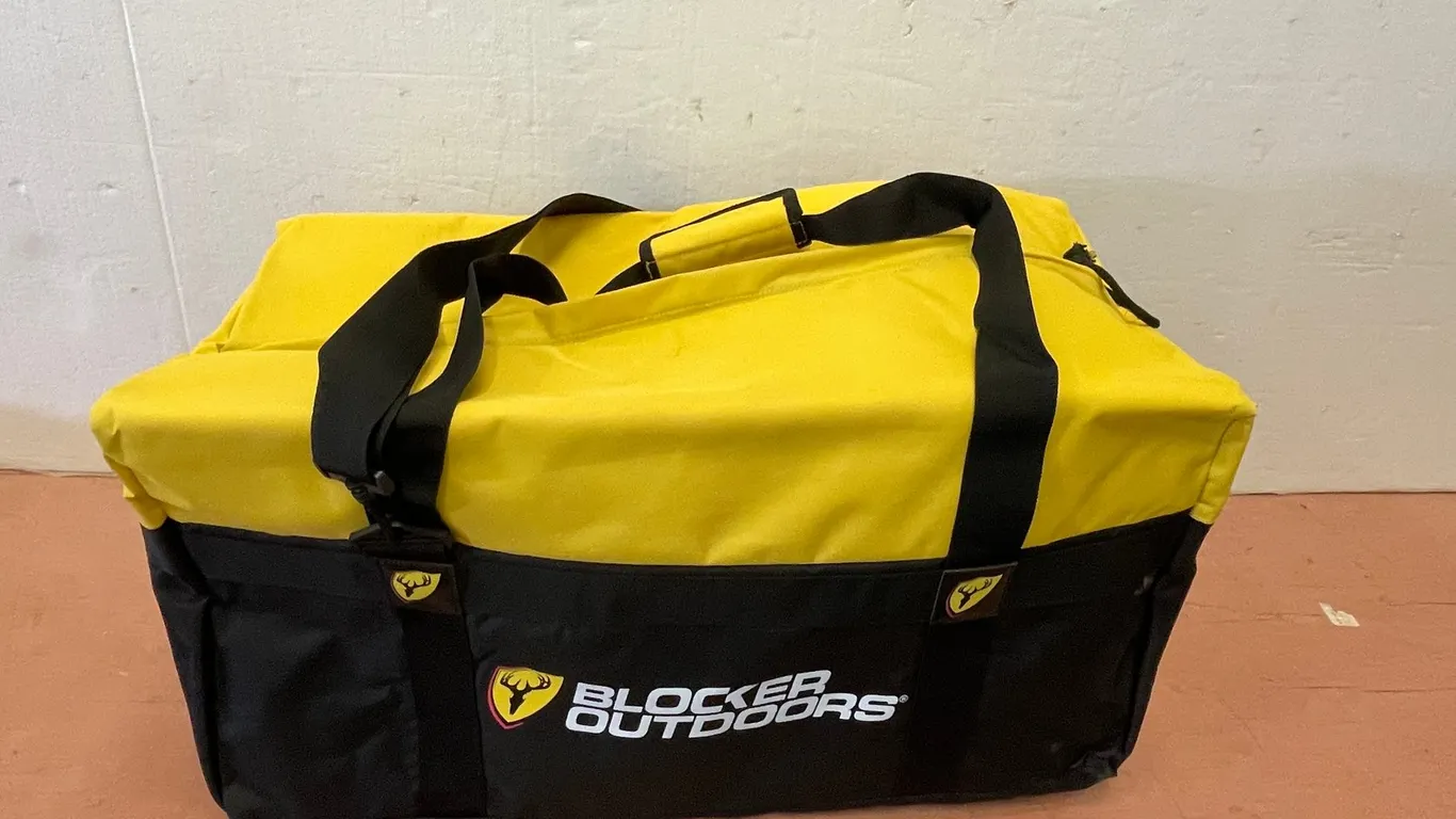Blocker Outdoors Hunting Travel Bag