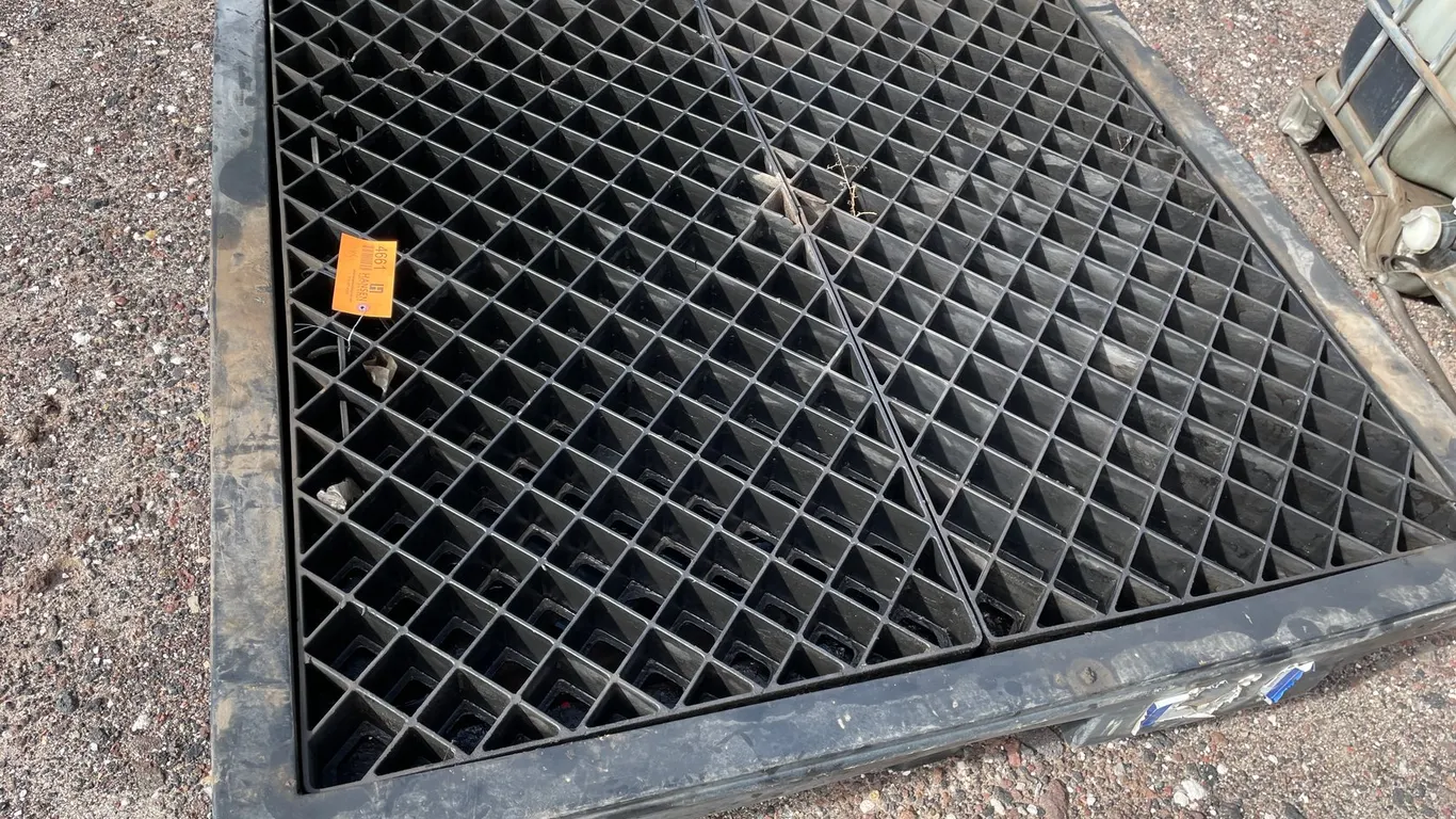 Spill Containment Pallet