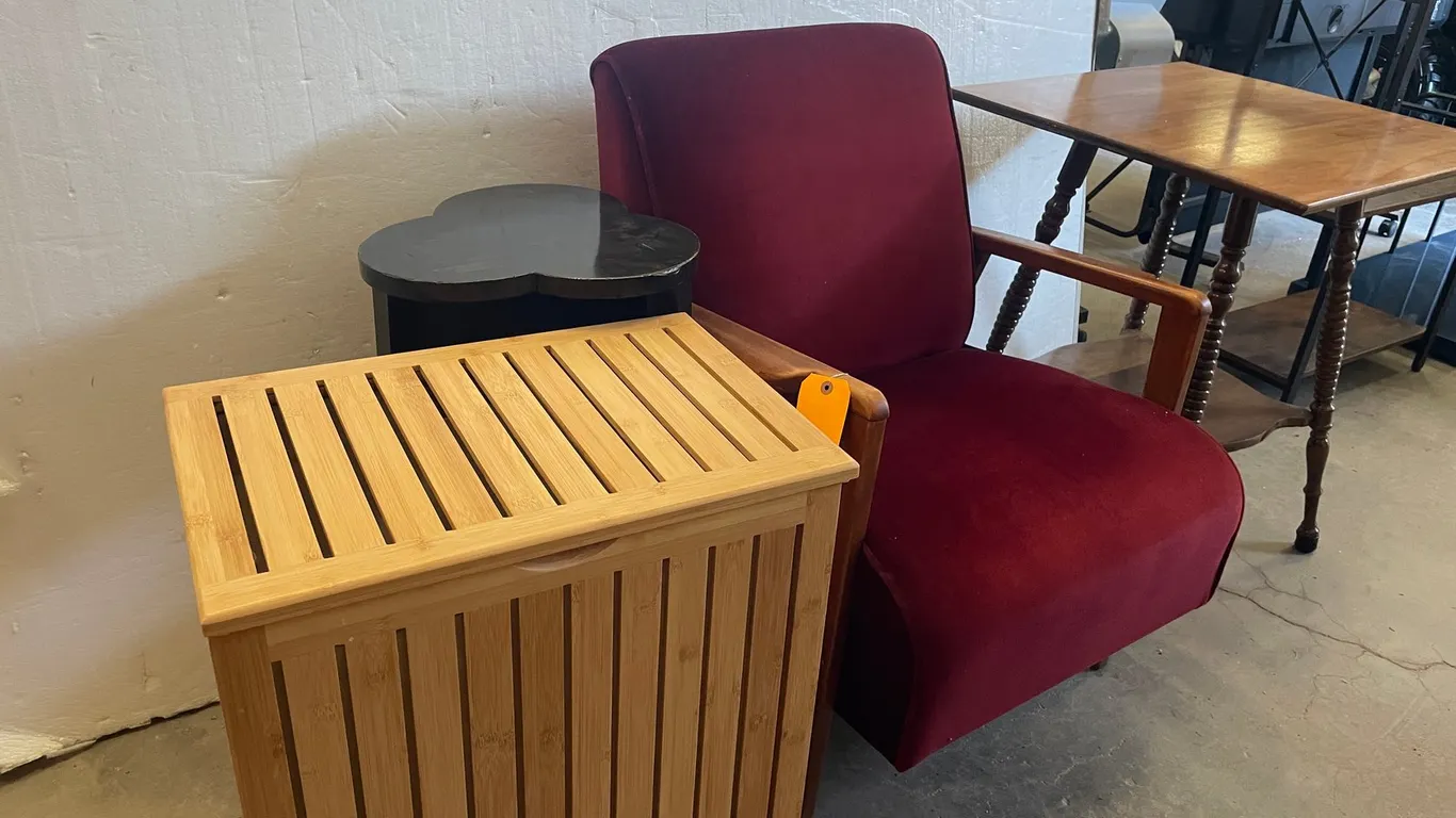 Mixed Furniture Lot