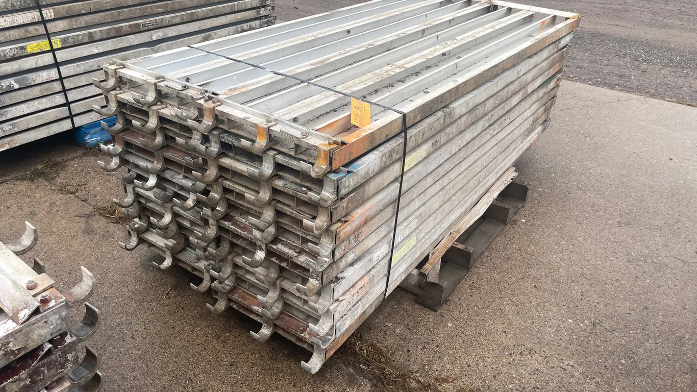 (20) Aluminum Scaffolding Planks