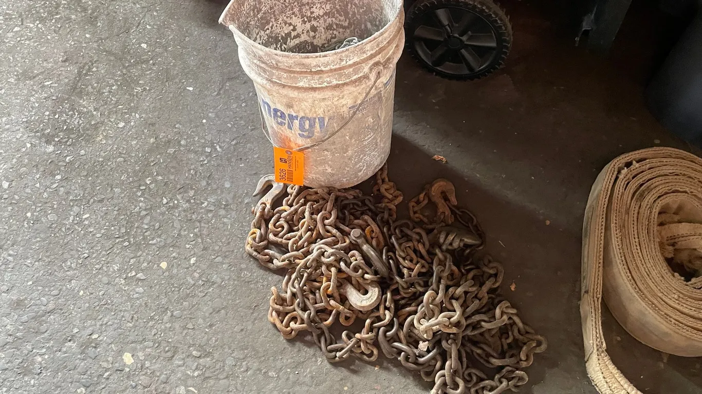 Bucket of Light Duty Chain & Logging Chain
