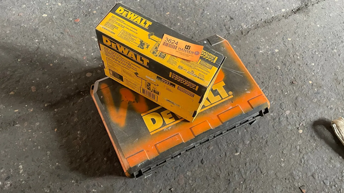 (2) DeWalt Dust Extractors