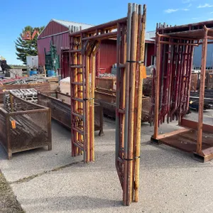 (5) Scaffolding Upright Frames