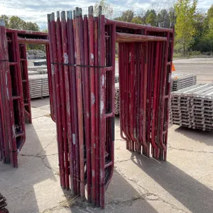 (22) Scaffolding Uprights on Stand