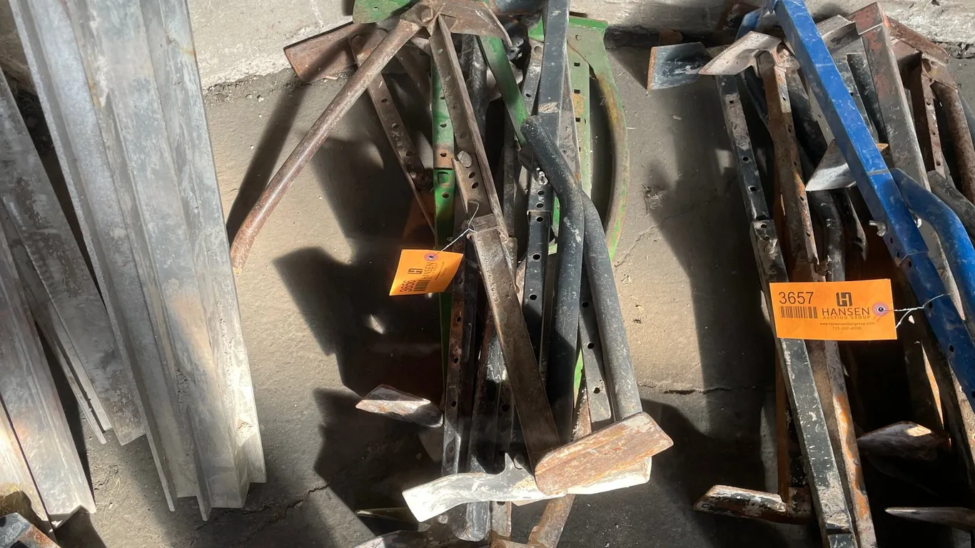 (9) Block Holders