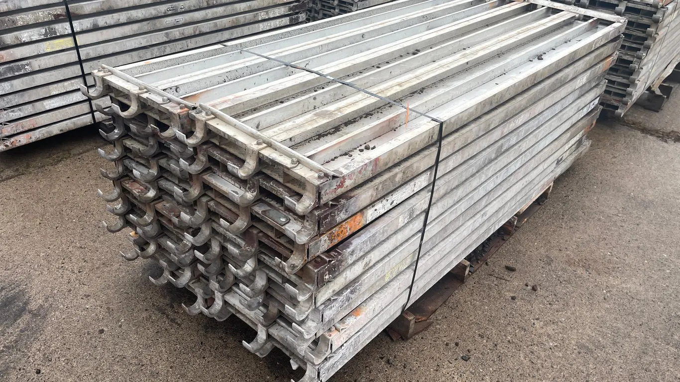 (20) Aluminum Scaffolding Planks