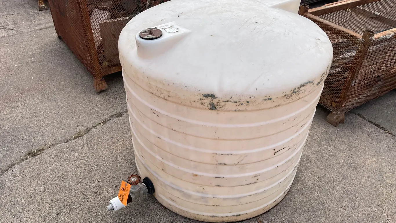 220 Gallon Plastic Water Tank