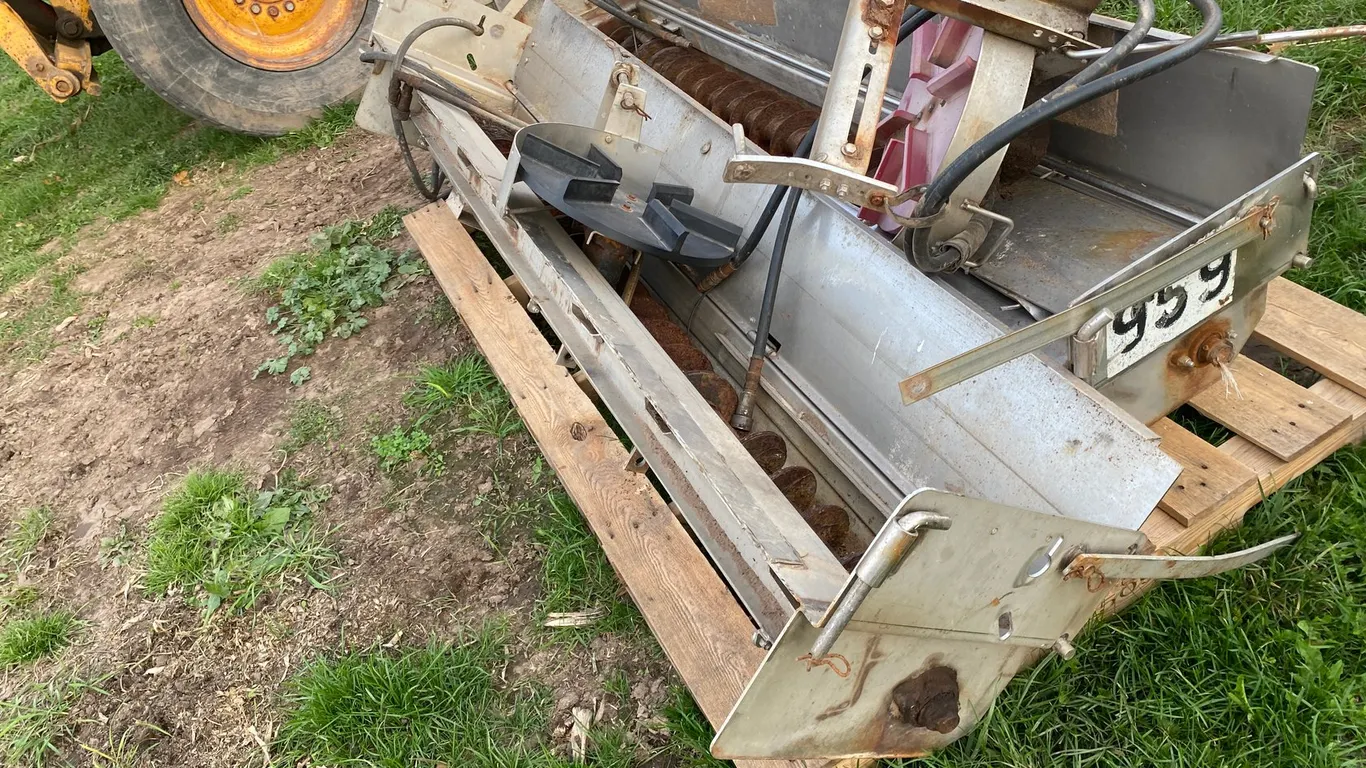 Salt Dogg Hydraulic Salt/Sand Spreader (Frederic, WI)