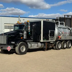 2014 Kenworth T800 Tri/A Combination Vacuum Tanker Truck