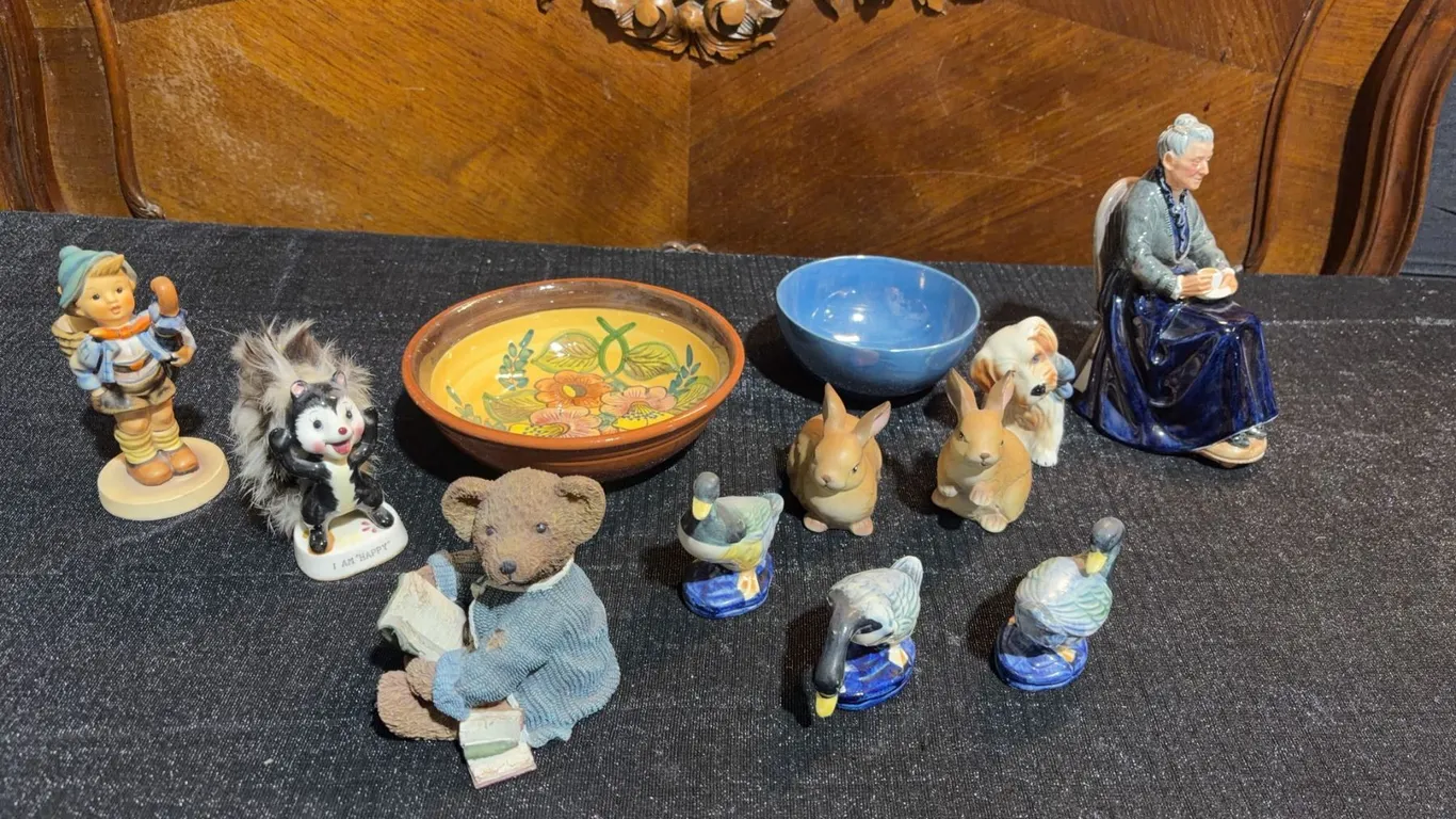 Figurines and Pottery: Goebel, Beswick, Blue Mountain Pottery, St. George Quebec