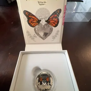 2017 Canada $3 Fine Silver Coin Monarch Butterflies Swarovski Crystal 27mm